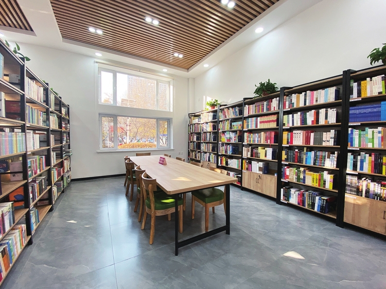 延吉首家自助公共圖書館“智慧書屋”正式開放