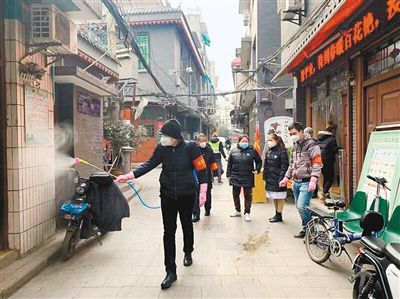 在抗击疫情一线 就是你的“高光时刻”