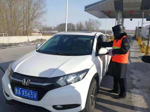 “四門落鎖”,哈爾濱香坊區嚴字當頭防輸入,守好防控“最後一公里”