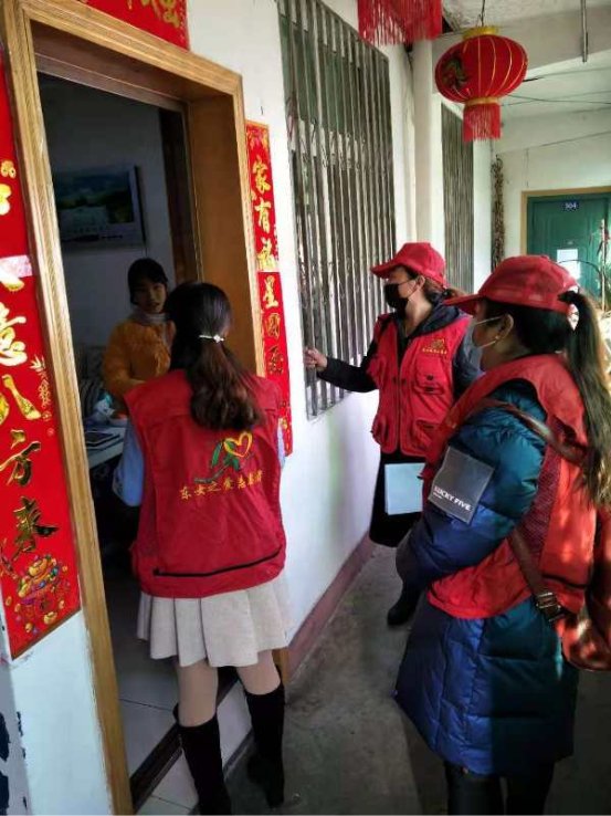 阿坝州金川县:328名志愿者奋战在抗疫一线