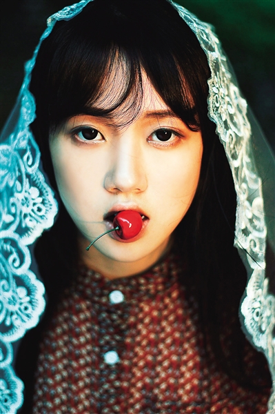 女大學生攝影師拍美女 捧紅6個重慶美女