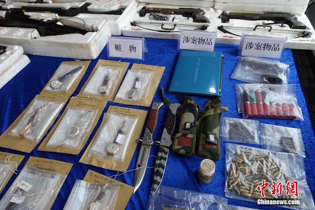 深圳警方偵破“3.01”羅湖持槍搶劫案