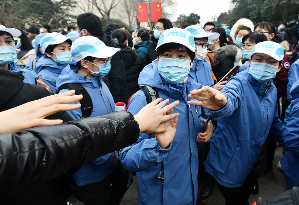 48小时，13省市近6200名医护人员驰援武汉