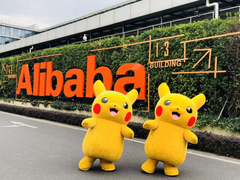 被十万伏特萌力当场“电晕”，阿里鱼派出皮卡丘拍电影闹圣诞