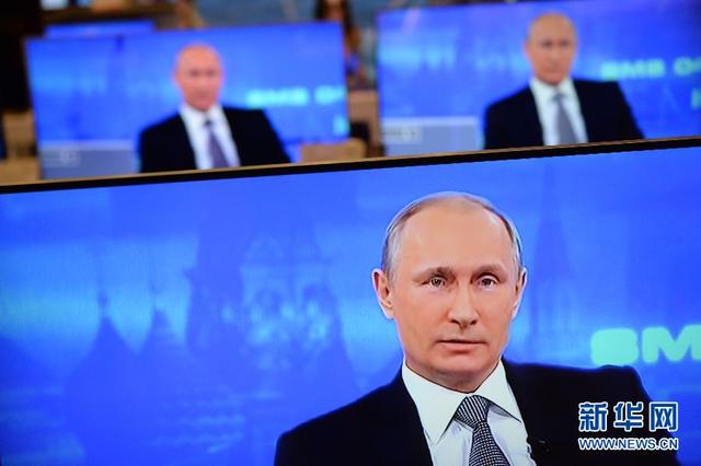 俄罗斯总统普京与民众连线交流