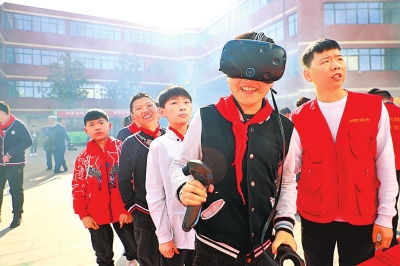 【科教-文字列表】河南省舉行中小學生安全教育日宣傳活動