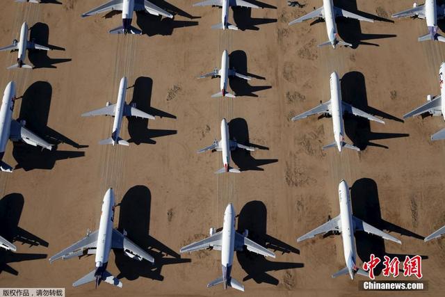 探访美国加州的飞机坟场 含中国航空公司的老旧客机