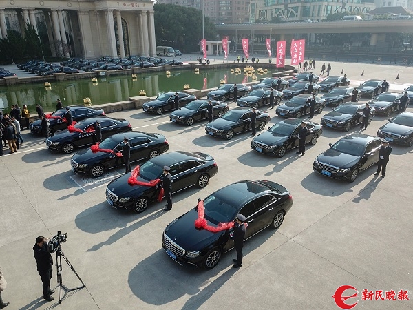 上海高端出行市場又添新選擇 50輛大眾“奔馳國賓車”上線