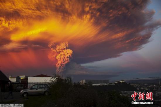 智利火山爆发扰乱南美洲国际航空 多趟航班取消