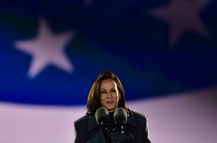 北美观察丨美国分化：不敢直面民意 大选民调再度翻车