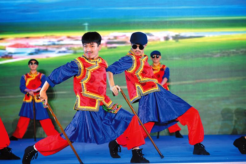 第七届“青秀杯”舞蹈大赛开始报名啦    参赛舞种多元化 原创作品可加分