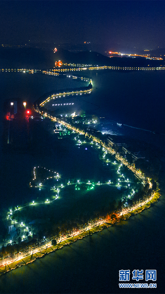 武汉东湖绿道夜景图片图片