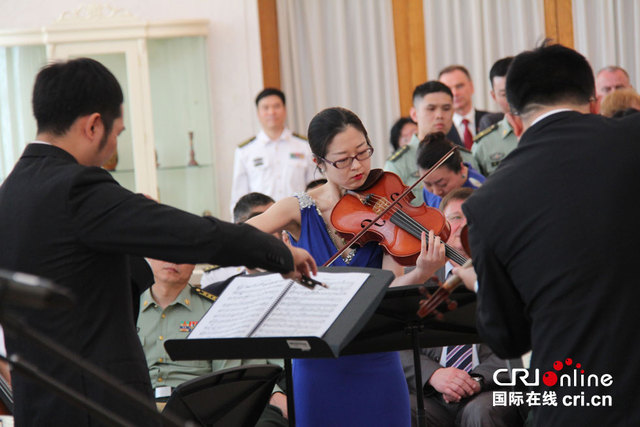 俄驻华使馆举行招待会 庆祝卫国战争胜利70周年 俄驻华使馆举行招待会 庆祝卫国战争胜利70周年