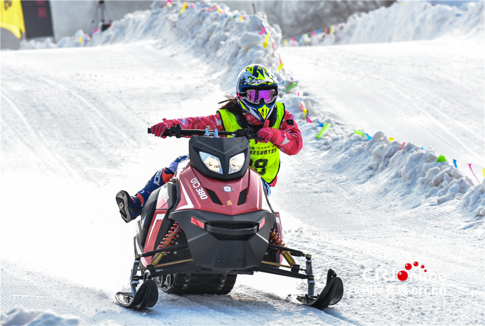 图片默认标题_fororder_《雪中竞速》 承德 张瞬晗 15930159121