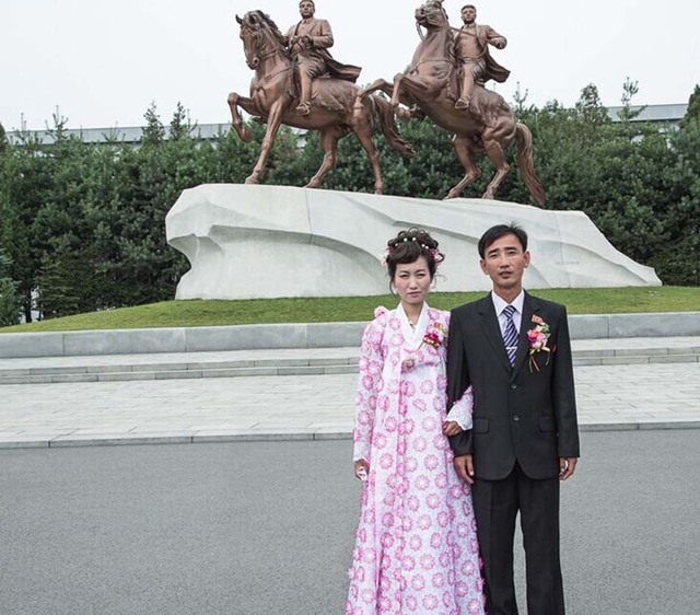 朝鮮婚禮“民族風”漸濃 新郎穿韓服取代西服