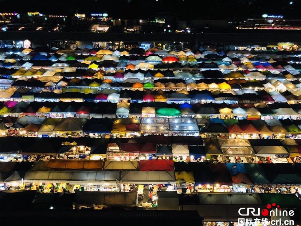 图片默认标题_fororder_龚梦楠 斑斓