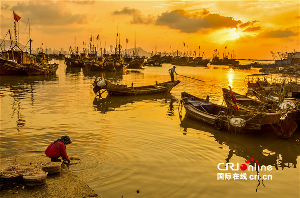 图片默认标题_fororder_金色漁港   窦玉欣  18061337008  连岛渔村