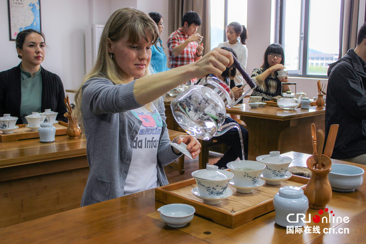 图片默认标题_fororder_我在杭州学习中国茶道_副本