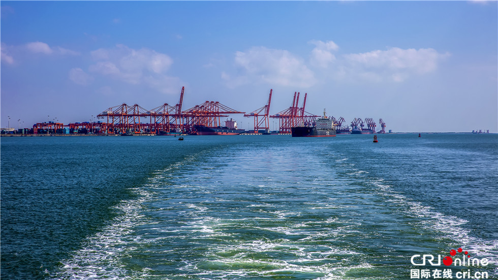 图片默认标题_fororder_国际陆海贸易新通道—钦州港（2015年11月黄其党摄）_副本