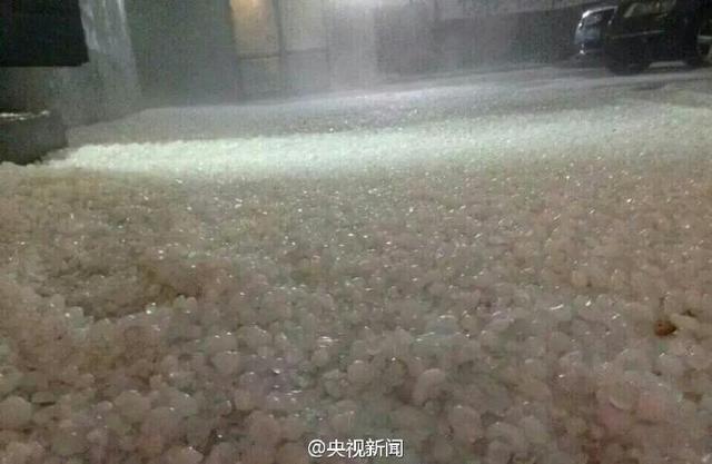 河南洛陽等地突降冰雹大如雞蛋