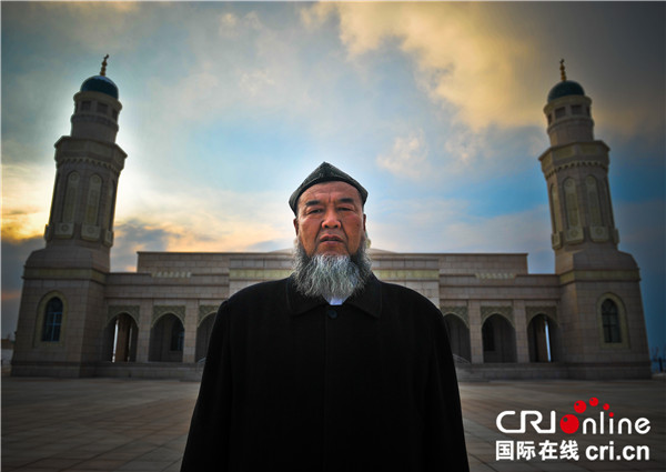 图片默认标题_fororder_00500-Uygur İmam