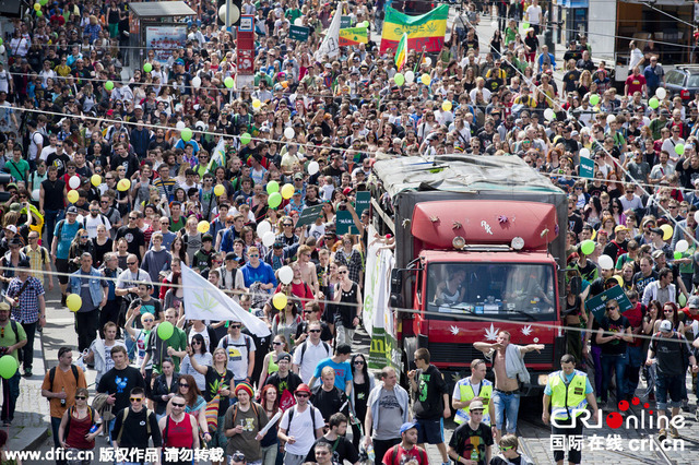 欧洲各国举行百万大麻游行 呼吁大麻合法化