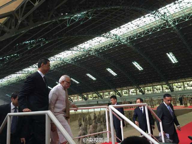 印度总理莫迪抵达西安 参观秦始皇兵马俑