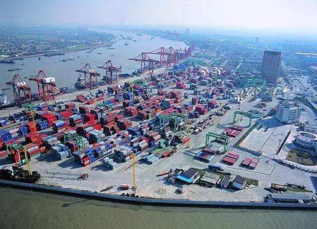 Yadda Xi Jinping ke kallon Yankin Pudong