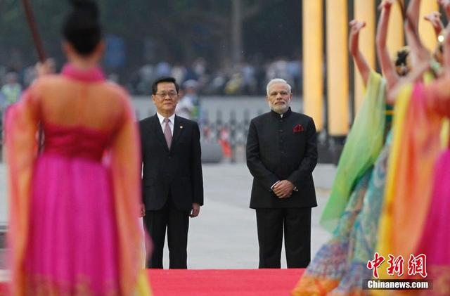 杜洋 摄  海外网5月15日电 2015年5月14日,西安,印度总理莫迪访华首站