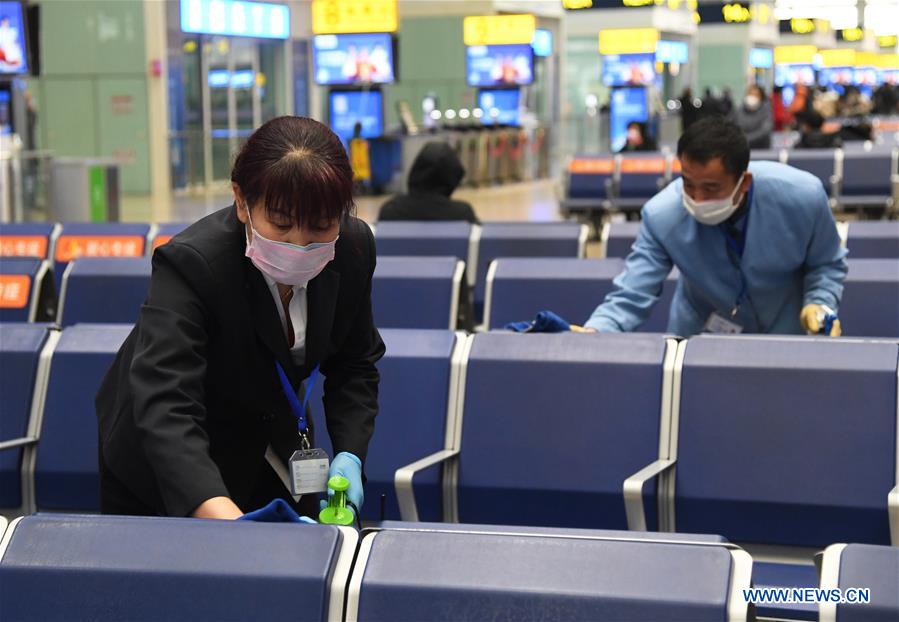 Beijing railway station intensifies preventive measures to curb novel coronavirus epidemic