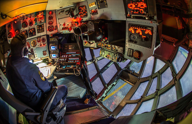 伊尔76领航员驾驶室超美视角