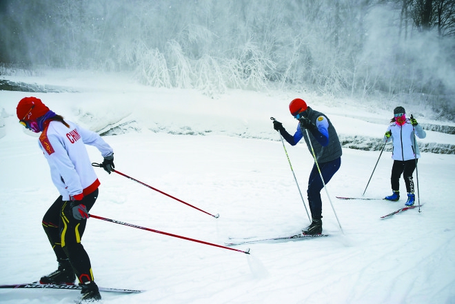 備戰冬奧會盼來及時雪 黑龍江省冬季健兒開滑了