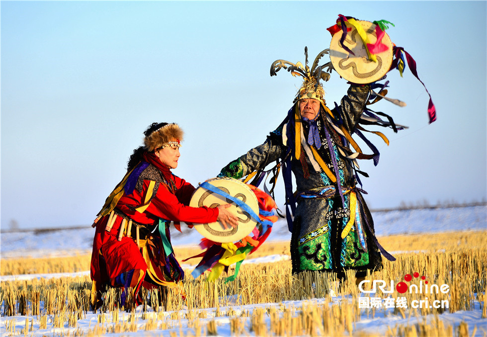 图片默认标题_fororder_赫哲萨满舞,摄影：黑龙江省同江市园林处张永奎，电话13946490006.JPG