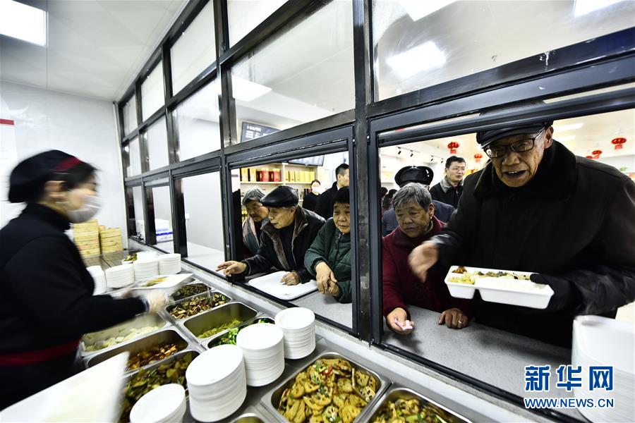 合肥：社区食堂暖人心
