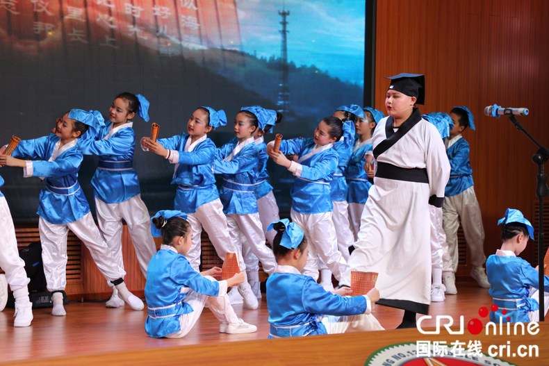 瀋陽舉行全市中小學生經典誦讀教育成果展