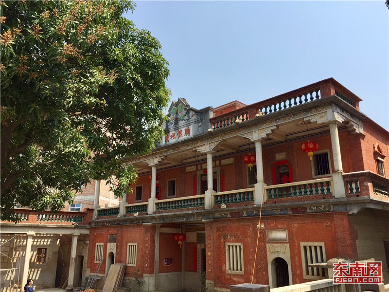 【焦点图】【泉州】【移动版】【Chinanews带图】晋江梧林这百幢古厝洋楼 盛满闽南华侨的乡愁