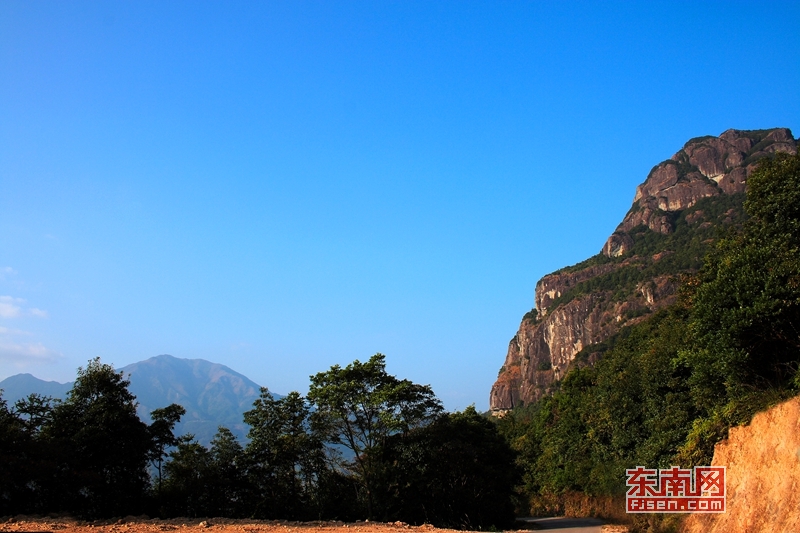 【要闻】【漳州】【移动版】【Chinanews带图】漳州平和灵通山正式命名国家地质公园