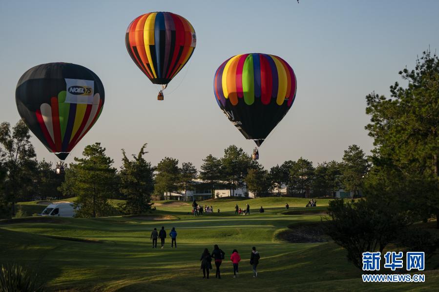 墨西哥举行国际热气球节