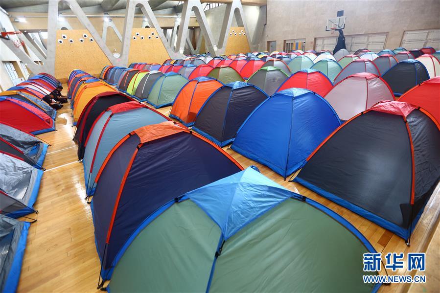 天津大学“爱心帐篷”温暖家长