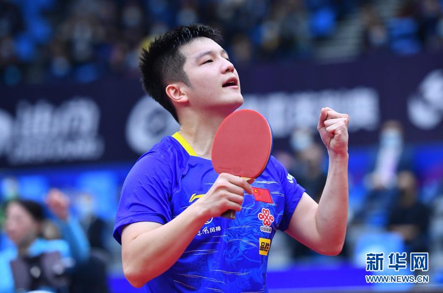 乒乓球男子世界杯：樊振东夺冠 马龙获亚军