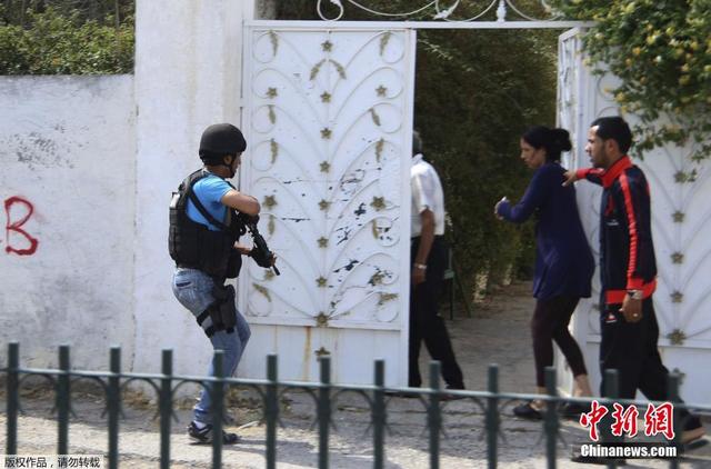 突尼斯軍營槍擊致人員傷亡 當局稱非恐怖襲擊