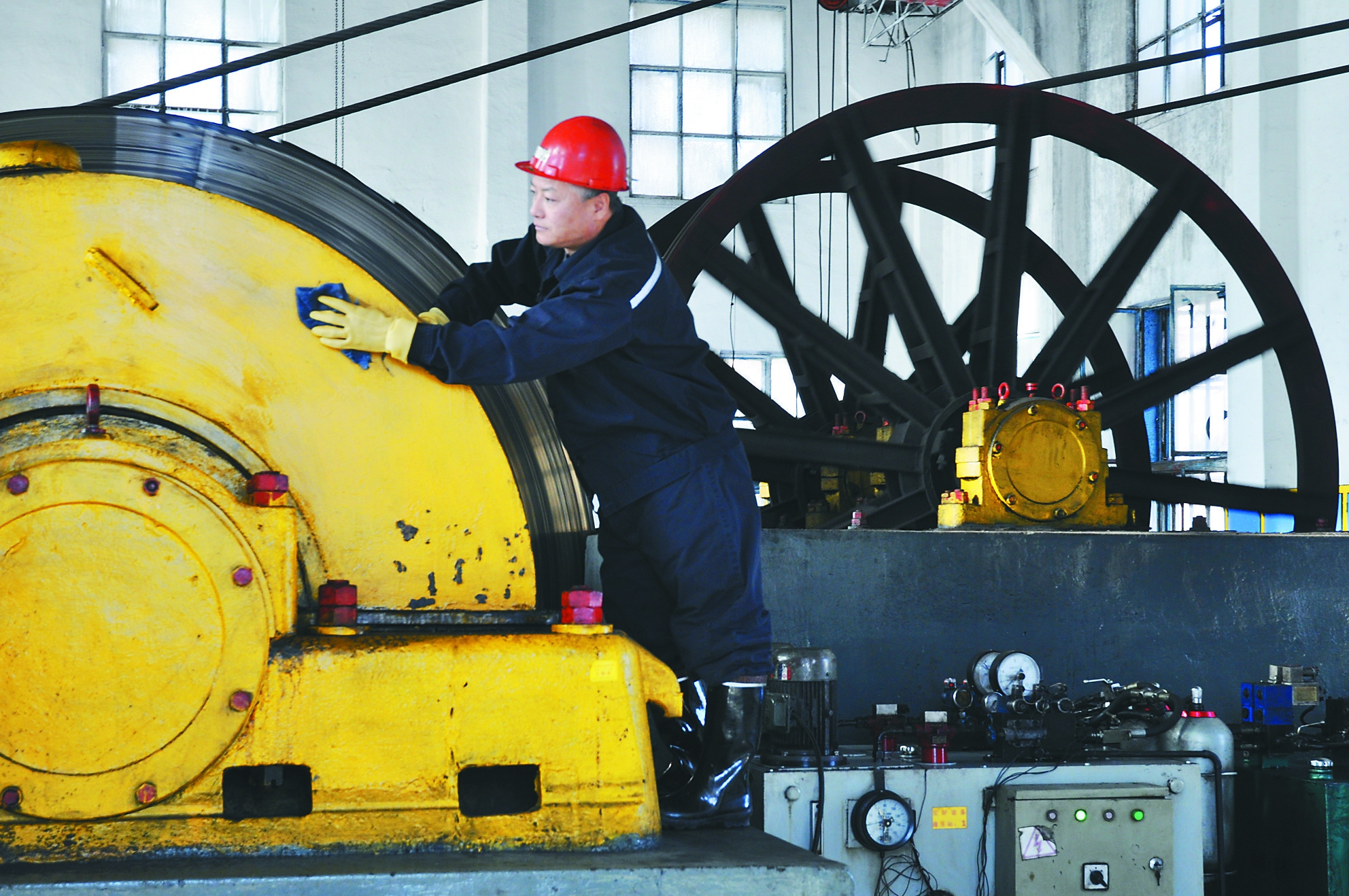 全省各级工会组织当好“娘家人” 帮扶落实处