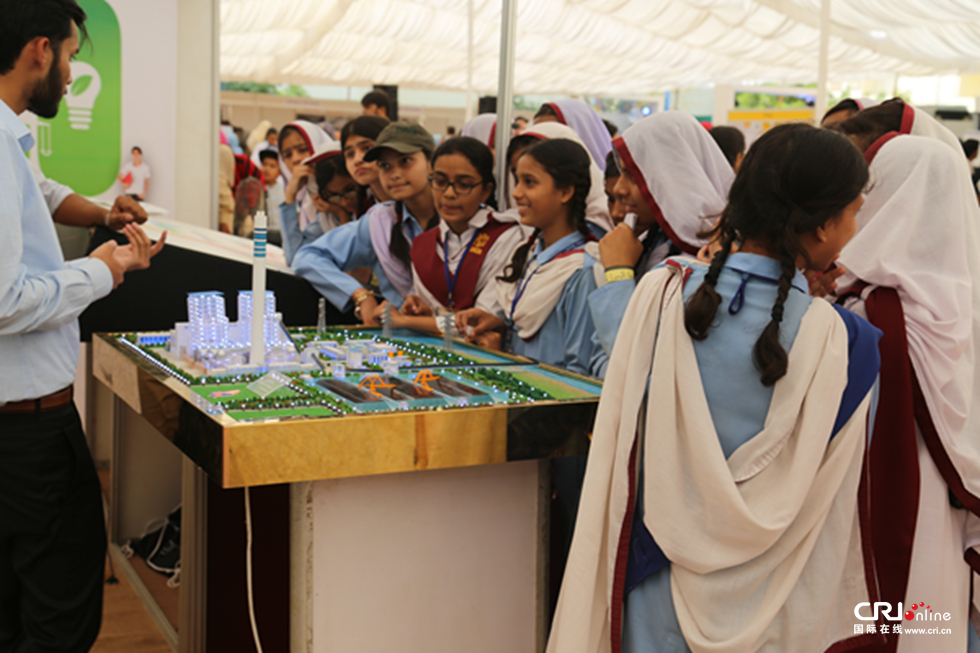 图片默认标题_fororder_00816刘震宇 惊奇.JPG