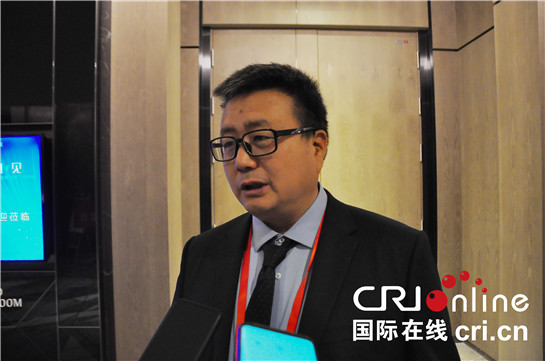 &emsp;&emsp;西安交大一附院生殖医学科郑鹏生教授接受采访 摄影