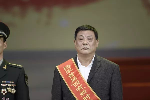 李吉宏平阴县长图片