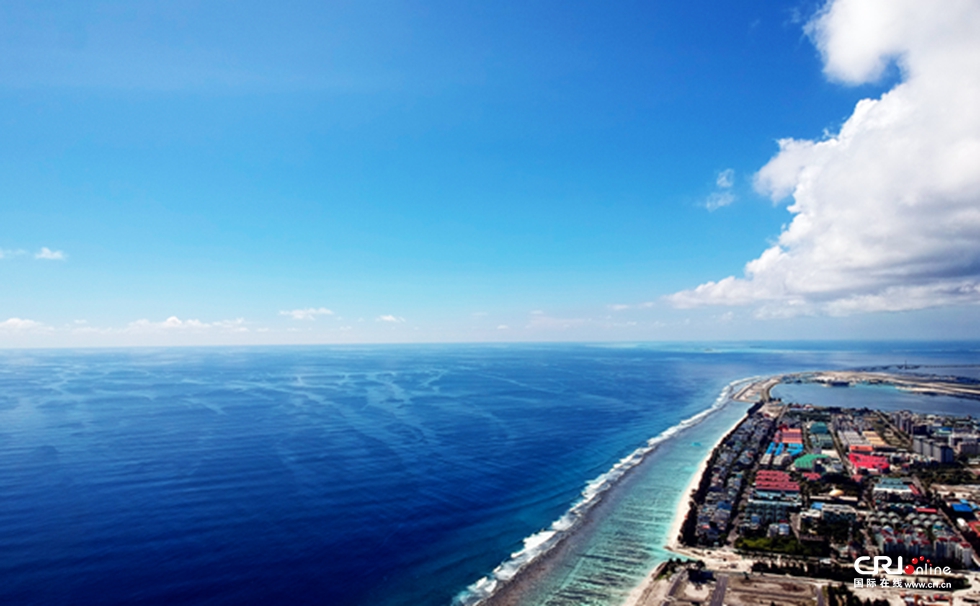 图片默认标题_fororder_许中山，中国，766200100，马尔代夫，《美丽的海岸线2》1