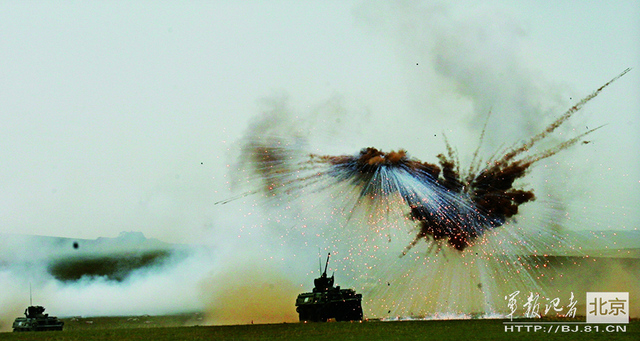 第27军大量猛照公开 坦克一眼望不到头