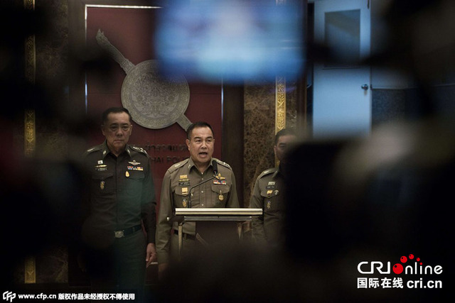 泰国陆军中将前往警察局自首 涉嫌移民偷渡事件