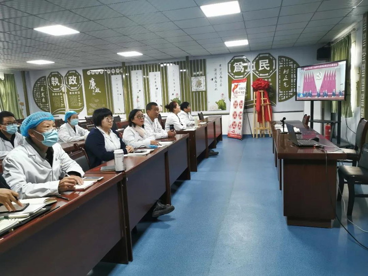 牢築安全意識 堅守生産紅線 港務區新築社區衛生服務中心黨支部開展安全生産主題黨日活動