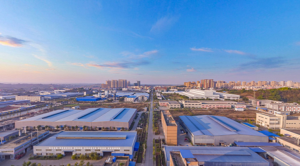 自贡富顺：新工业城市形象伴阳而升
